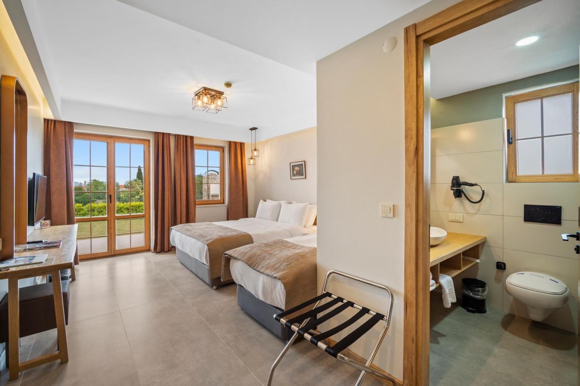 Zeyt Inn Hotel Датча Екстериор снимка